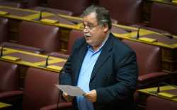 Λεουτσάκος: Αν περάσει η συμφωνία θα αγωνιστούμε για να ανατραπεί