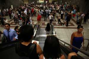 Κλείνουν δύο σταθμοί του μετρό μετά από απειλή για βόμβα