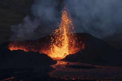 Έτοιμο να εκραγεί το ηφαίστειο στην Ισλανδία