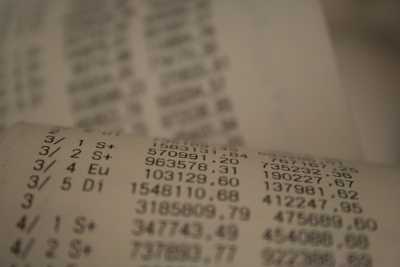 Φορολογικές δηλώσεις 2017: Τι θα κάνετε με τις αποδείξεις σύμφωνα με το ΥΠΟΙΚ