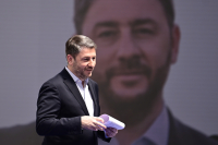 Γιατί το ΠΑΣΟΚ δεν μπορεί να θέσει θέμα εκλογών