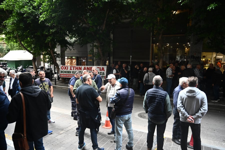 Τι είναι η συλλογική σύμβαση εργασίας - Τι αλλάζει για τους εργαζόμενους