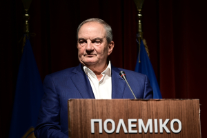 Καμία παρέμβαση από Καραμανλή