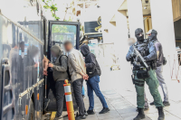 Προφυλακίστηκαν οι έξι από τους οκτώ συλληφθέντες για τη ληστεία στην Κάτω Τιθορέα