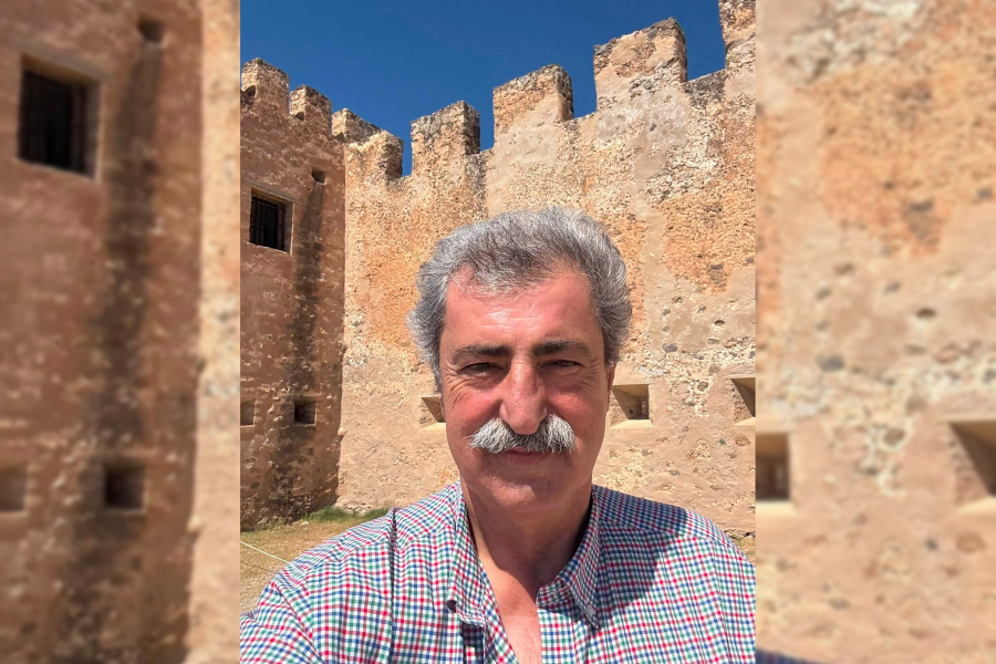 Η αινιγματική ανάρτηση Πολάκη από τα Σφακιά: «Συνεχίζουμε, οι άλλοι ό,τι κι αν κάνουν δεν μας αγγίζουν»