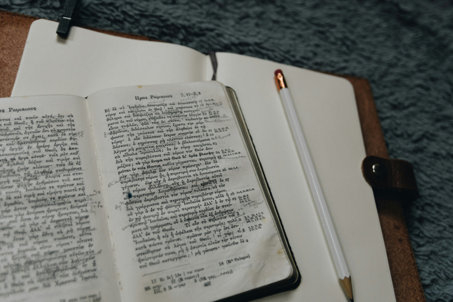 ΥΠΕΞ για Παγκόσμια Ημέρα Ελληνικής Γλώσσας- Αναγνωρίζεται η οικουμενικότητα και η παγκόσμια προσφορά της