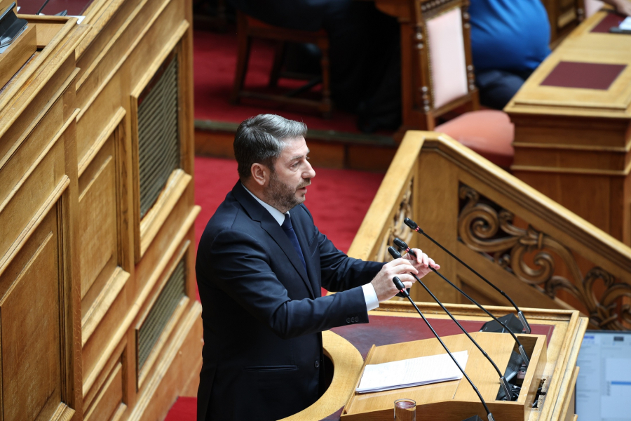 Το μεταναστευτικό φέρνει ζάλη στο ΠΑΣΟΚ