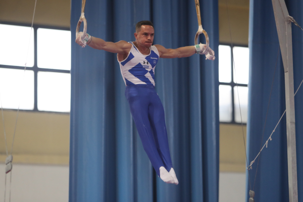 Λευτέρης Πετρούνιας: Κατέκτησε το Χρυσό στο Παγκόσμιο Κύπελλο του Καΐρου