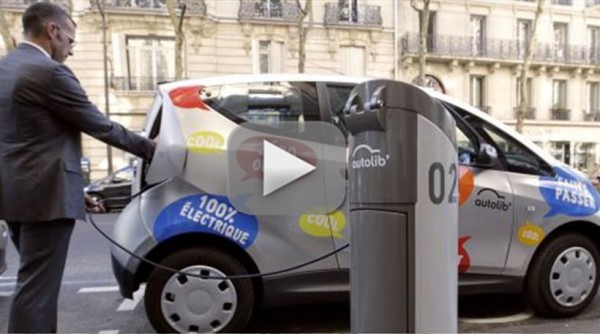 Μείωση ενδιαφέροντος από οδηγούς σε Ελλάδα και ΕΕ για συμβατικά οχήματα, έναντι των υβριδικών και ηλεκτρικών