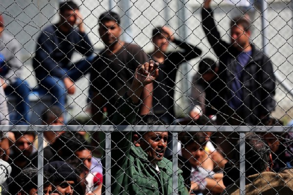 Αυξήθηκαν οι πρόσφυγες και μετανάστες στις δομές του στρατού