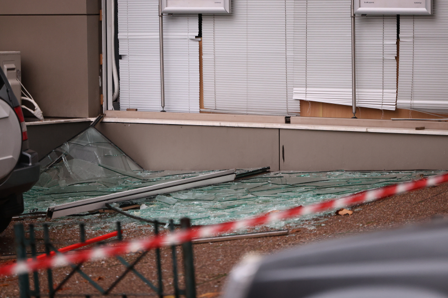 Θεσσαλονίκη: Η στιγμή της έκρηξης στην τράπεζα - Τι εξετάζουν οι Αρχές (Βίντεο)