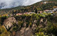 Τζουμέρκα: Τι έδειξε η αυτοψία για τα σπίτια που κρέμονται στον αέρα - Οι συστάσεις προς τους ιδιοκτήτες