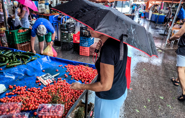 Έρχεται η πρώτη απογευματινή λαϊκή αγορά στην Ελλάδα - Πότε και πού θα γίνει