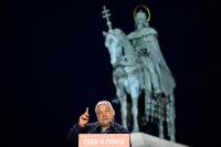 Οι Ούγγροι αποφασίζουν αν θα τερματίσουν τα 16 χρόνια διακυβέρνησης του Όρμπαν