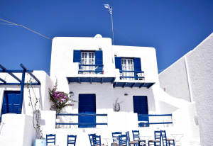 Νέες διευκρινίσεις για τους ιδιοκτήτες Airbnb: Πώς θα γλυτώσετε το πρόστιμο 5.000 ευρώ