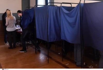 Εκλογές 2023: Άνοιξαν οι κάλπες, ξεκίνησε η εκλογική «μάχη»