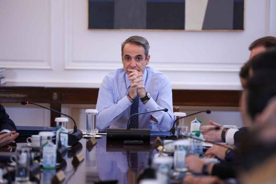 Κατάργηση ΕΝΦΙΑ, 13η σύνταξη, τεκμήρια και φορολογικοί συντελεστές στο πακέτο «παροχών»