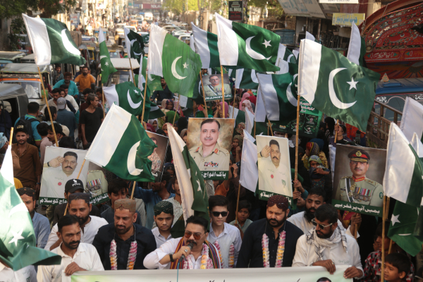 Εκρηκτικό κλίμα στα Στενά του Ορμούζ