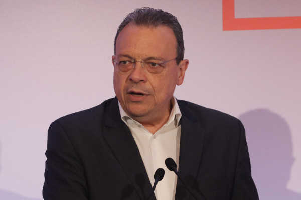 Βρίσκει τις 30 υπογραφές ο ΣΥΡΙΖΑ