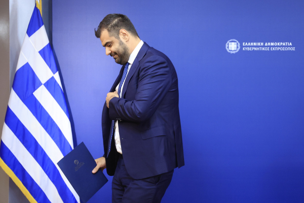 Ο ανασχηματισμός έγινε, ζήτω ο νέος ανασχηματισμός