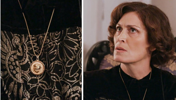 «Grand Hotel»: Γιατί η μητέρα του Ρήγα φοράει το μενταγιόν της οικογένειας του Πέτρου;