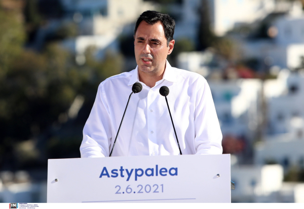 Ο Γιάννης Σμυρλής υποψήφιος με τη Νέα Δημοκρατία, παραιτείται από γενικός γραμματέας του ΥΠΕΞ