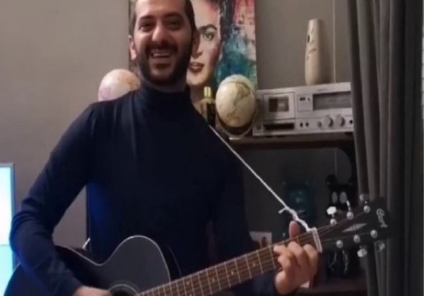 MasterChef: Ο Λεωνίδας Κουτσόπουλος έκανε εκπομπή με καλεσμένη τη μητέρα του