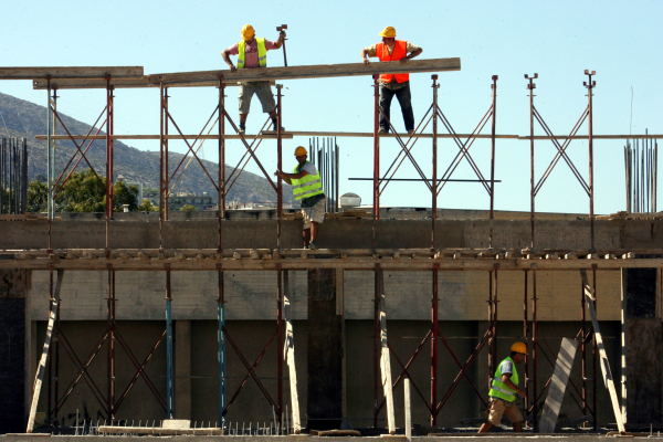 ΠΕΚΑ: Ποιος εργασιακός κλάδος εμφανίζει τη μεγαλύτερη αδήλωτη εργασία και παραβατικότητα