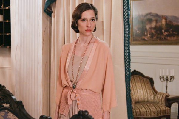 Grand Hotel: Η Ελένη συνωμοτεί με τον Βλάσση εναντίον της οικογένειας Γαζή