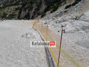 Κεφαλονιά: Ανησυχία μετά τις νέες κατολισθήσεις στον Μύρτο - Η προειδοποίηση Παπαδόπουλου, τα έκτακτα μέτρα (Εικόνες)
