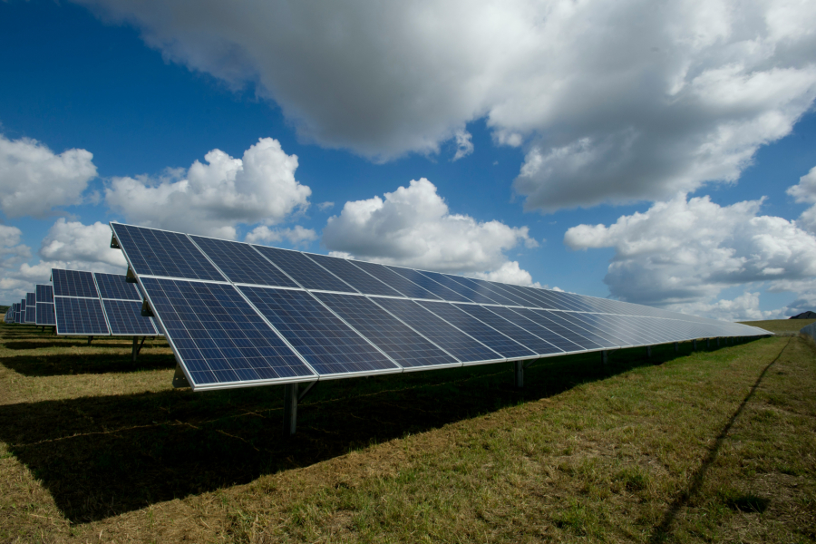 Νέοι κανόνες για τις επιδοτήσεις στην αποθήκευση ηλεκτρικής ενέργεια – Κερδισμένοι και χαμένοι