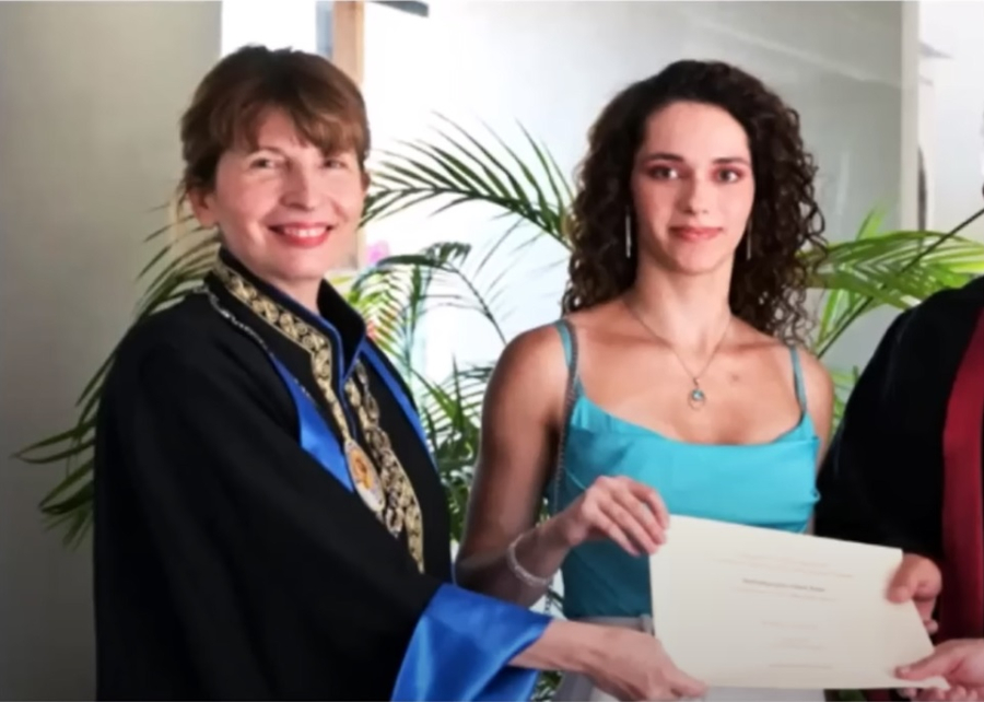 «Συγχαρητήρια» Μητσοτάκη στην Ελίνα Χατζηδημητρίου, τη φοιτήτρια με το «απόλυτο» 10 στο ΑΠΘ