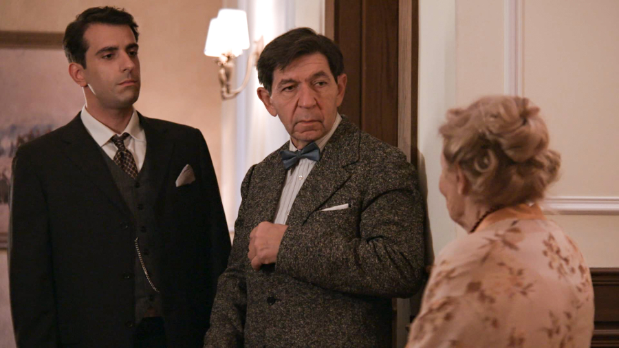 «Grand Hotel»: Ο Ρήγας πετάει έξω από το ξενοδοχείο τον αστυνόμο Κομνηνό