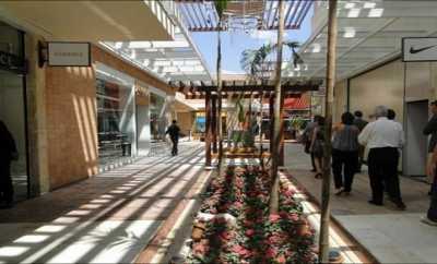 Έξι Ανοικτά Κέντρα Εμπορίου θα δημιουργηθούν μέχρι το τέλος του 2015