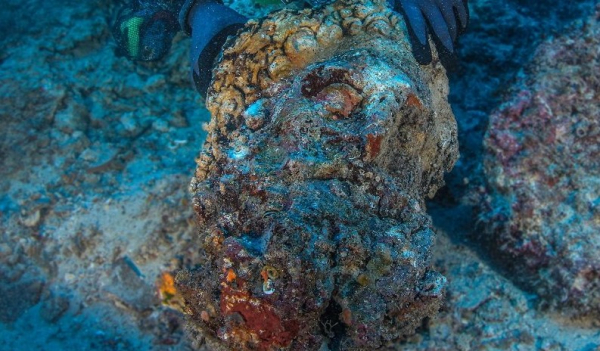 Σπουδαία ανακάλυψη στο ναυάγιο των Αντικυθήρων, βρέθηκε το μαρμάρινο κεφάλι του αγάλματος του Ηρακλή
