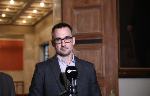 Χαρίτσης: «Φεύγω από την προεδρία του κόμματος με τη συνείδησή μου καθαρή» - Αιχμές κατά της πλειοψηφίας