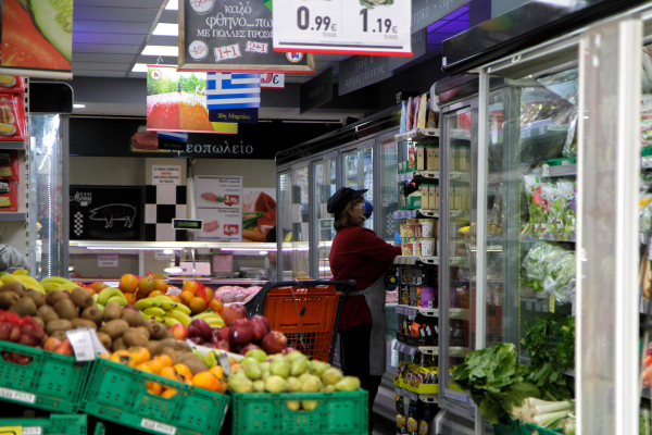 Στις προσφορές 1 + 1 στρέφονται οι καταναλωτές όταν ανεβαίνουν οι τιμές