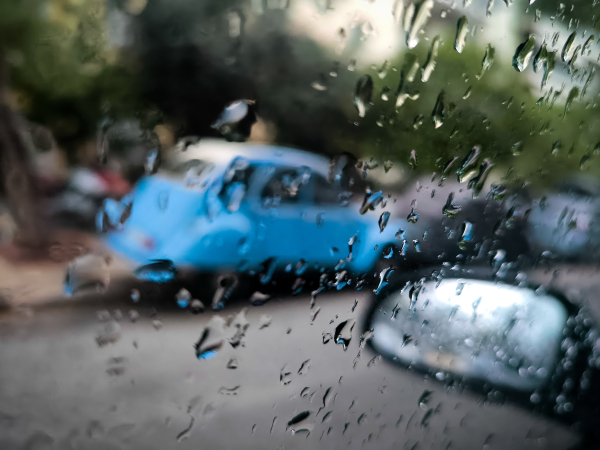 Τι ώρα έρχονται καταιγίδες σήμερα Κυριακή στην Αττική - Κλείδωσε η χειρότερη μέρα της κακοκαιρίας