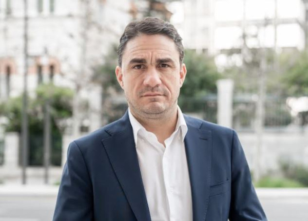 Τσουκαλάς: «Είμαστε τελευταίοι στην αγοραστική δύναμη και η κυβέρνηση πανηγυρίζει επειδή είμαστε καλύτερα από το 2017 που είχαμε μνημόνιο»