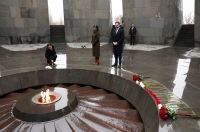 Ο Λευκός Οίκος διέγραψε ανάρτηση του Βανς για τη γενοκτονία των Αρμενίων - «Λάθος υπαλλήλου»