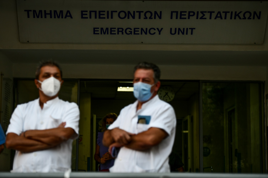 Όλη η απόφαση για τη συνταγογράφηση ανασφάλιστων, ποιοι εξαιρούνται