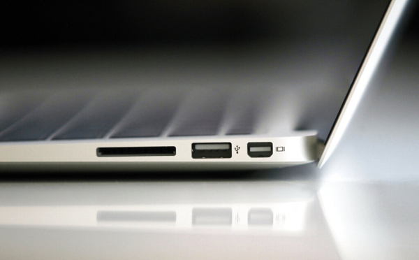 Η Apple ετοιμάζεται να κυκλοφορήσει το πρώτο «low cost» laptop