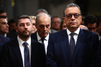 ΣΥΡΙΖΑ - ΠΑΣΟΚ: Τα λένε σε εκδηλώσεις, η απόσταση στην κορυφή παραμένει