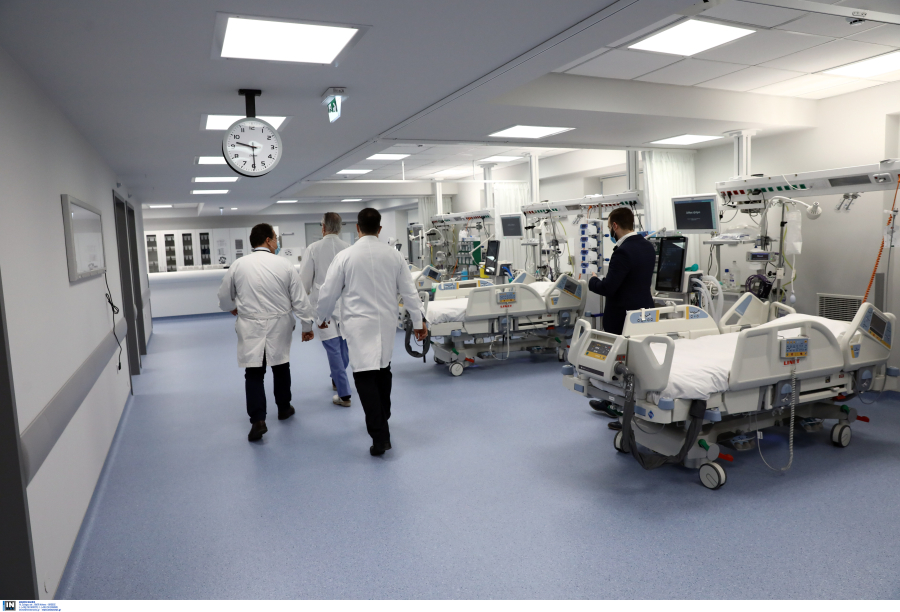 Μηνιγγίτιδα Β: Προκαλεί παράλυση μέχρι και θάνατο - Τα κρίσιμα συμπτώματα