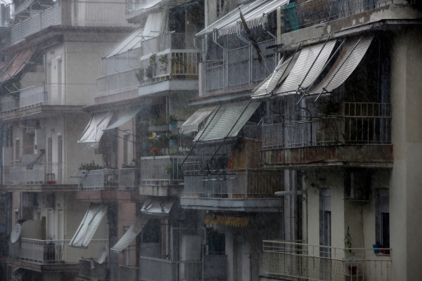 Νέα χιόνια την Πέμπτη - Τα τερτίπια του καιρού μέχρι το σαββατοκύριακο