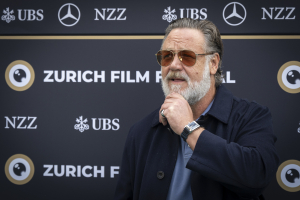 Η εντυπωσιακή μεταμόρφωση του Ράσελ Κρόου για το reboot του «Highlander»