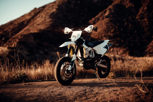 Aνακαλούνται μηχανές Husqvarna και Gasgas από την ελληνική αγορά