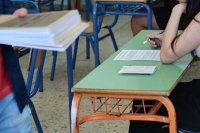 Εθνικό Απολυτήριο και Πανελλήνιες: Η αλήθεια για τα σενάρια κατάργησης της Ελάχιστης Βάσης Εισαγωγής