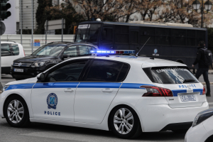 Παλαιό Φάληρο: Συνελήφθη 16χρονος για ληστείες σε ΗΣΑΠ και Τραμ
