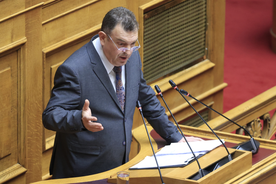 Εθνική Πινακοθήκη: Οι πρώτες δηλώσεις του βουλευτής της Νίκης που βανδάλισε έργα (Βίντεο)